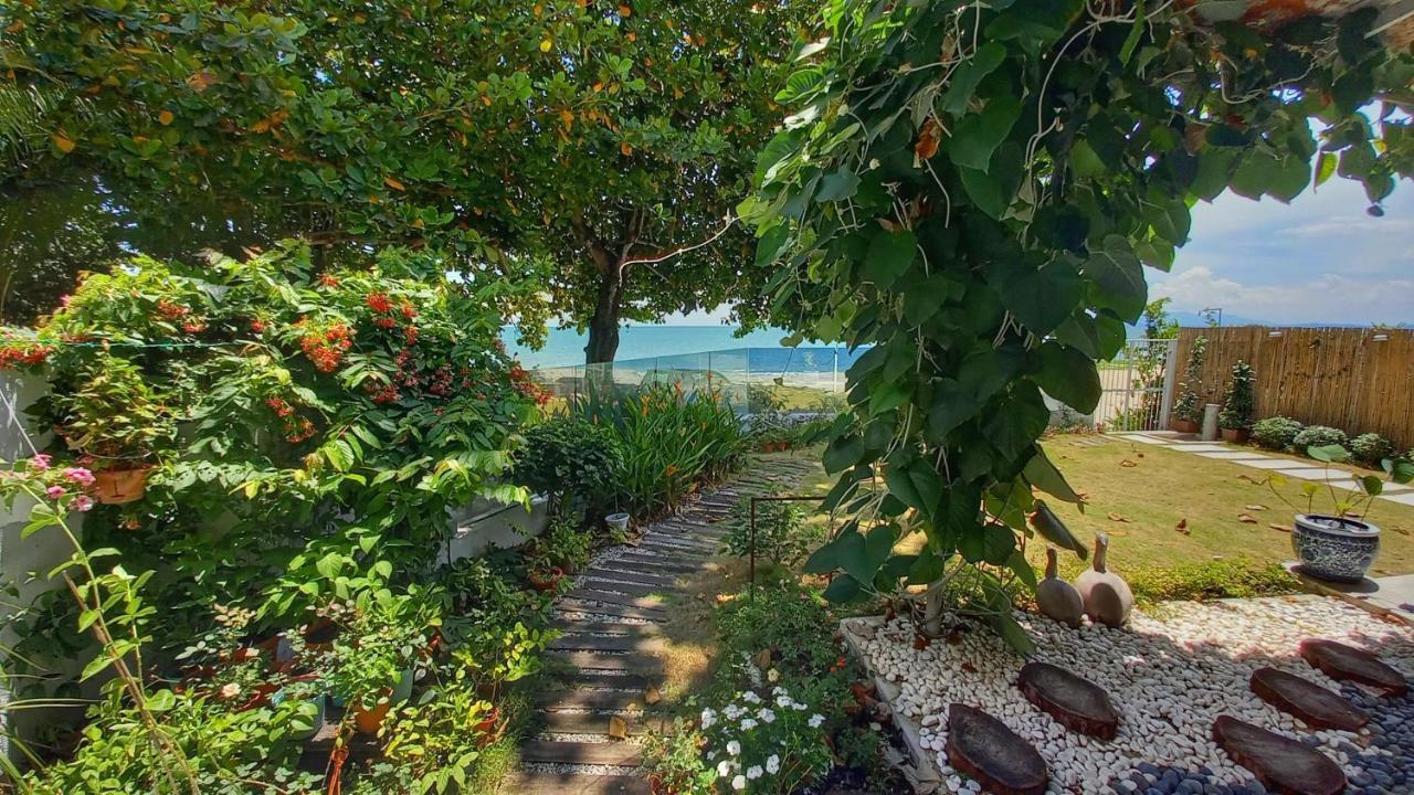 Smell Rose Beach Garden Batu Feringgi Ngoại thất bức ảnh