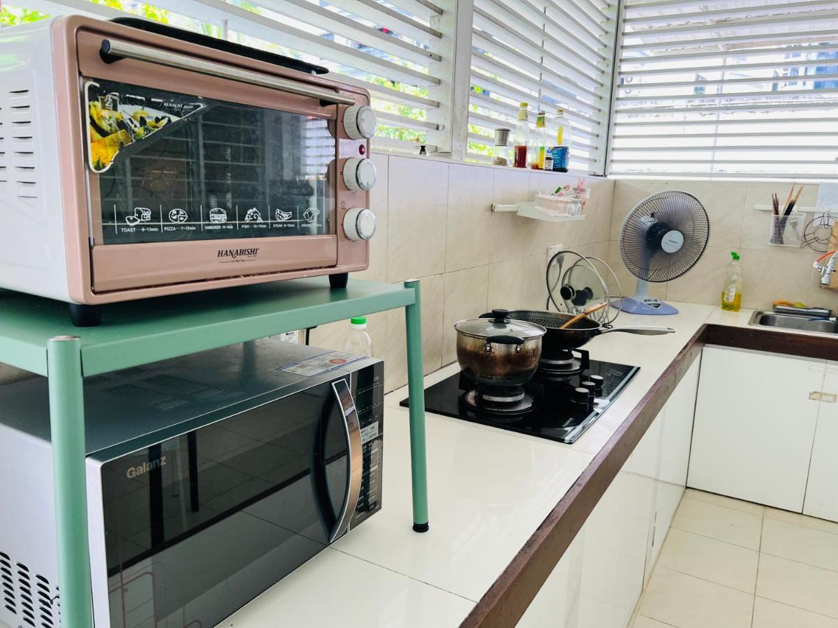 Smell Rose Beach Garden Batu Feringgi Ngoại thất bức ảnh