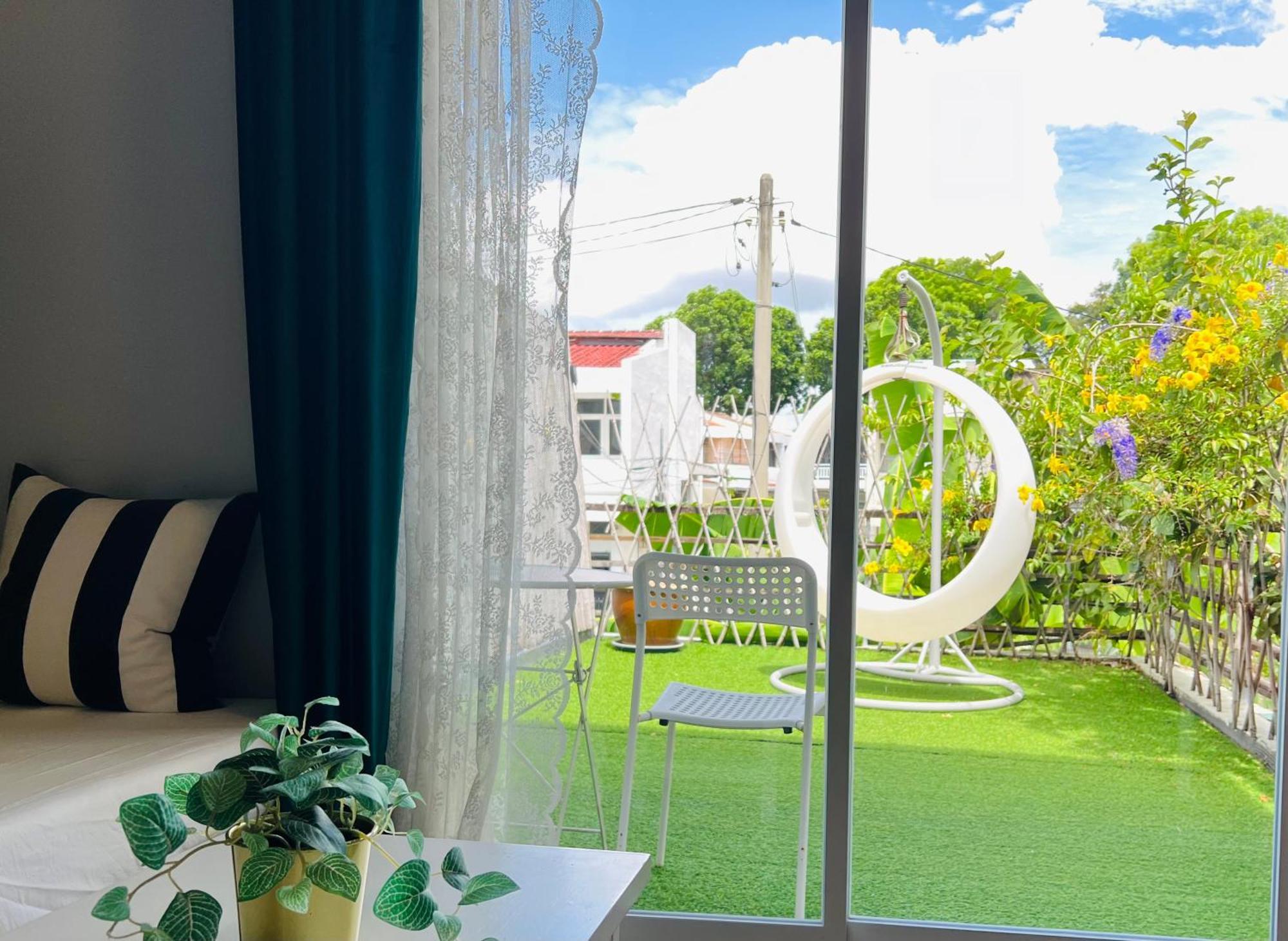 Smell Rose Beach Garden Apartment Batu Feringgi Ngoại thất bức ảnh