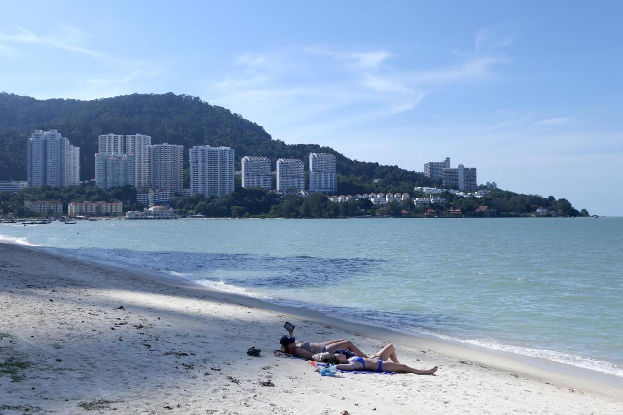 Smell Rose Beach Garden Batu Feringgi Ngoại thất bức ảnh