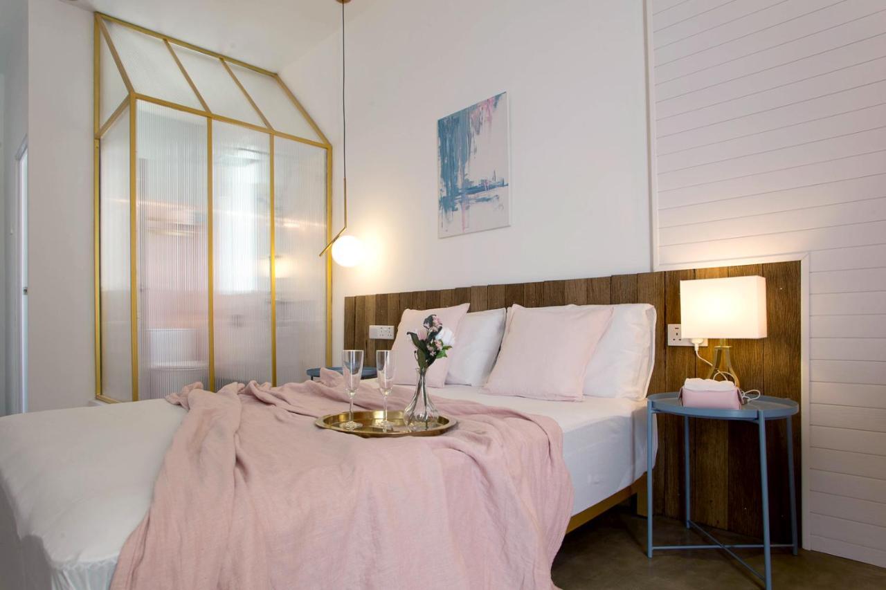 Smell Rose Beach Garden Batu Feringgi Ngoại thất bức ảnh